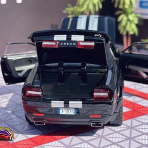 Dodge Hellcat Challenger in Black