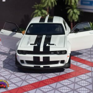 Dodge Hellcat Challenger in White