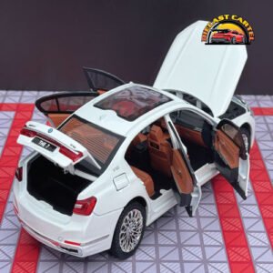 BMW 7 Series in White