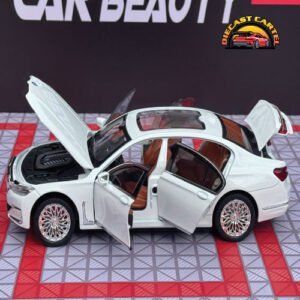 BMW 7 Series in White