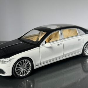 Alternative view of Mercedes Benz S680 1:24 Scale Deicast Collectible Model