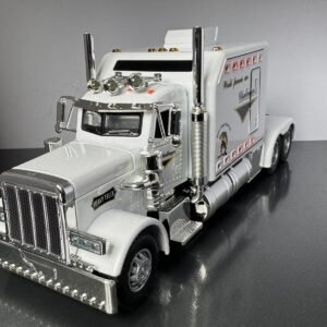 Peterbilt American Truck 1:24 Scale Diecast Collectors Model