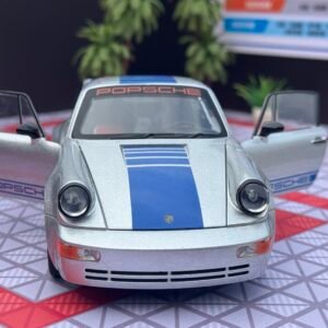 Alternative view of Porsche 911 1:24 Scale Diecast Collectible Model