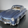 Mercedes Benz 300SL 1:24 Scale Diecast Collectible Model