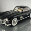 Mercedes Benz 300SL 1:24 Scale Diecast Collectible Model