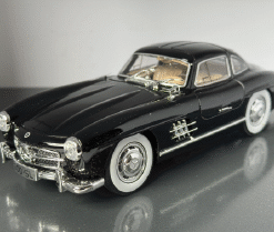 Mercedes Benz 300SL 1:24 Scale Diecast Collectible Model
