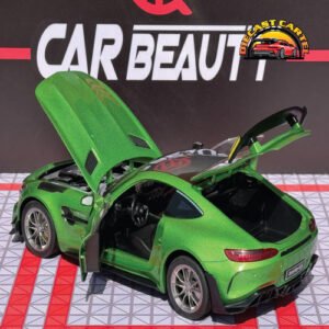 Mercedes AMG GTR in Green