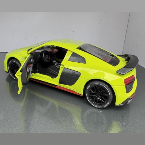 Audi RS8 1:24 Scale Diecast Collectible Model - Image 4