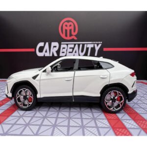 Lamborghini Urus in White