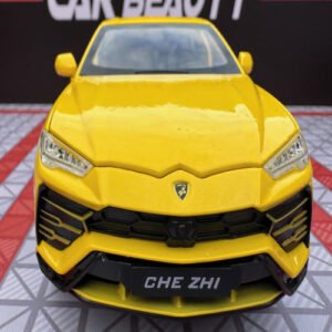 Lamborghini Urus in Yellow