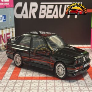 BMW E30 in Black