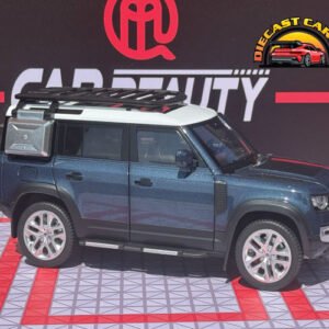 Range-Rover-Defender-in-Blue