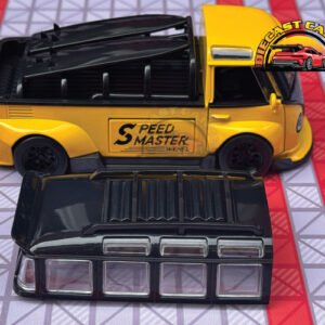 VW-Camper-in-Yellow