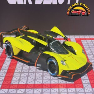 Aston Martin Valkyrie in Yellow