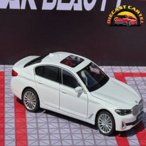 BMW 530Li in White