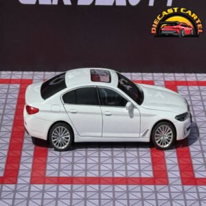BMW 530Li in White