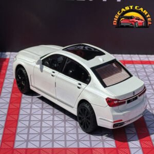 BMW 750Li in White