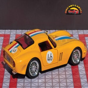 Ferrari 250 GTO in Yellow