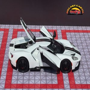 Ford F40 GT in White