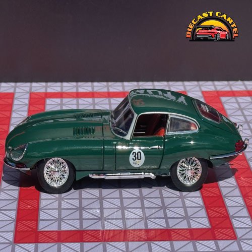 Jaguar E Type in British Racing Green