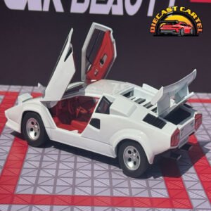 Lamborghini Countach in White