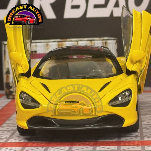 McLaren 720s in Yellow