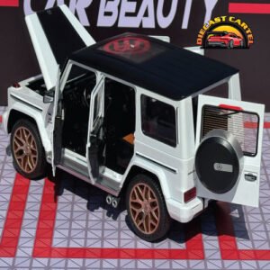 Mercedes G63 AMG in White
