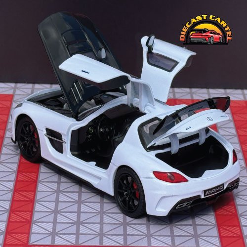 Mercedes SLS AMG in White