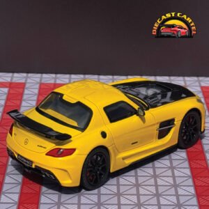 Mercedes SLS AMG in Yellow