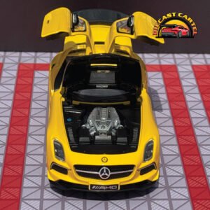 Mercedes SLS AMG in Yellow