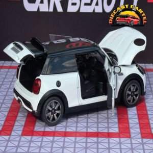Mini Cooper S in White