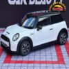 Mini Cooper S in White