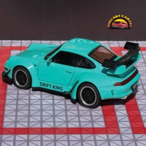 Porsche 911 in Blue