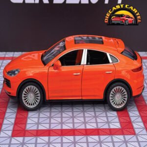 Porsche Cayenne in Orange