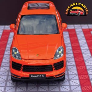 Porsche Cayenne in Orange