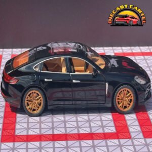 Porsche Panamera in Black