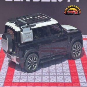 Land-Rover-Defender-in-Black